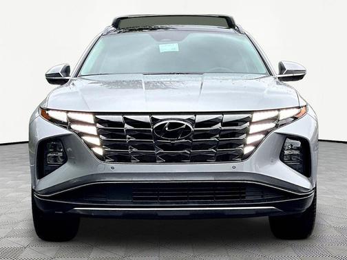Shimmering Silver 2023 Hyundai TUCSON Limited