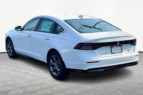 Platinum White Pearl 2026 Honda Accord Hybrid EX-L