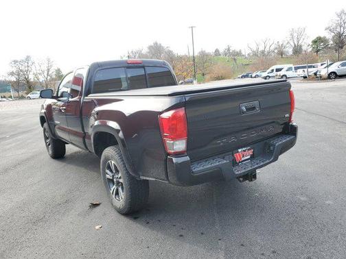 2016 Toyota Tacoma TRD Sport