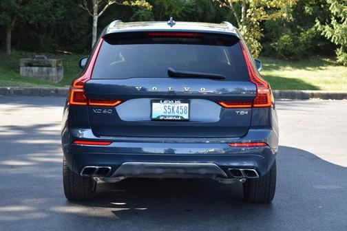 2019 Volvo XC60 Recharge Plug-In Hybrid T8 Momentum