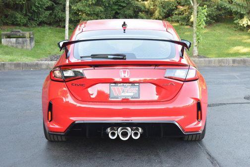 2025 Honda Civic Type R Base