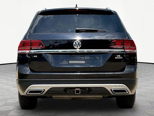 Deep Black Pearl 2019 Volkswagen Atlas 3.6L SE