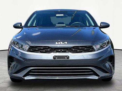 Gravity Gray 2023 Kia Forte LXS