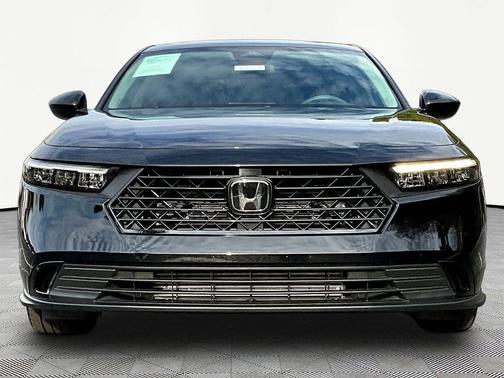 Crystal Black Pearl 2025 Honda Accord SE