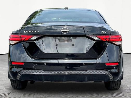 Super Black 2024 Nissan Sentra SV