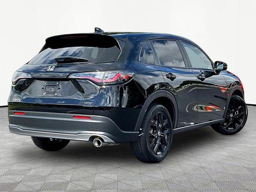 Crystal Black Pearl 2024 Honda HR-V AWD Sport