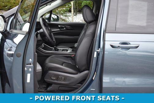 2025 Kia Carnival SX