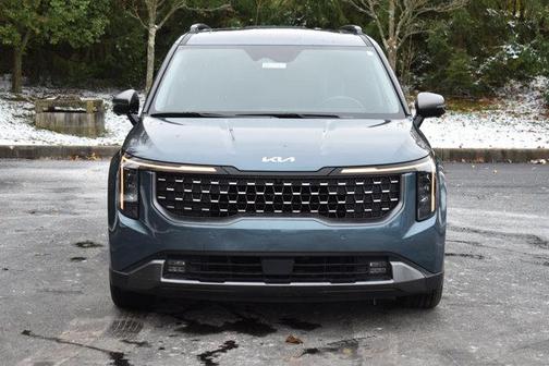 2025 Kia Carnival SX