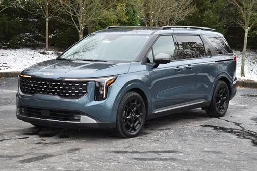 2025 Kia Carnival SX