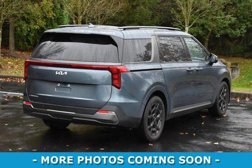 2025 Kia Carnival SX