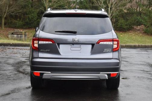 2020 Honda Pilot Touring 8-Passenger
