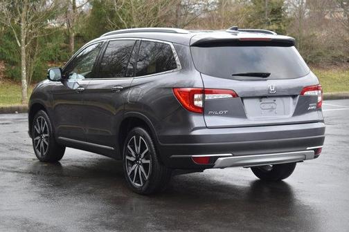 2020 Honda Pilot Touring 8-Passenger