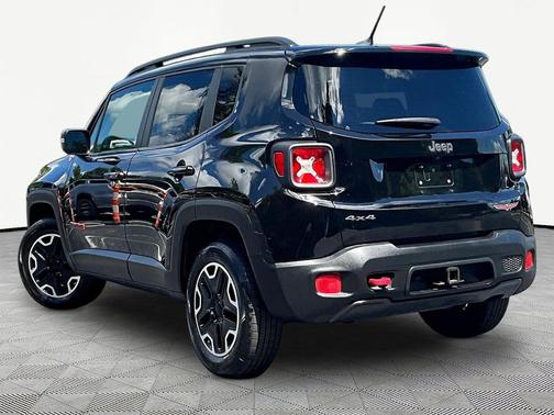 Black 2017 Jeep Renegade Trailhawk