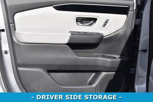 2025 Honda Pilot Touring 8-Passenger