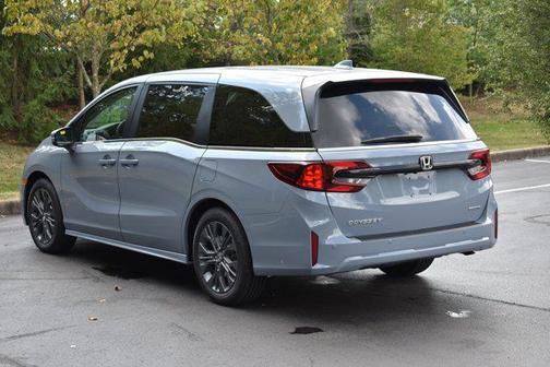 Sonic Gray Pearl 2026 Honda Odyssey Touring