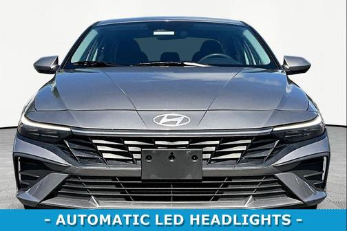Fluid Metal 2024 Hyundai ELANTRA SEL