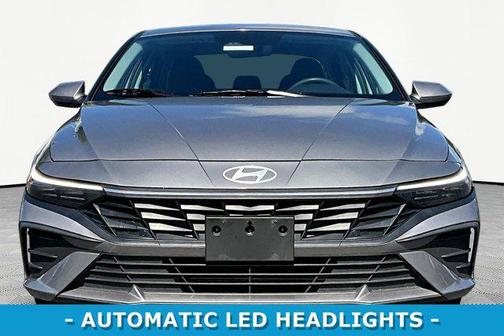 Fluid Metal 2024 Hyundai ELANTRA SEL