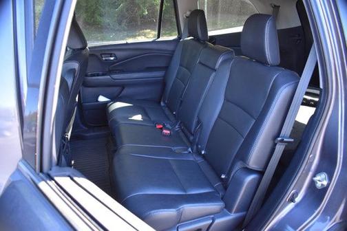 2020 Honda Pilot Touring 8-Passenger