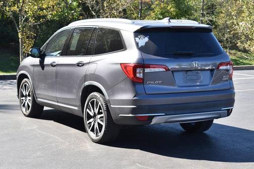 2020 Honda Pilot Touring 8-Passenger