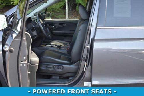 2020 Honda Pilot Touring 8-Passenger