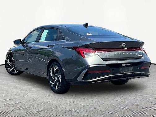 Amazon Gray 2024 Hyundai ELANTRA Limited
