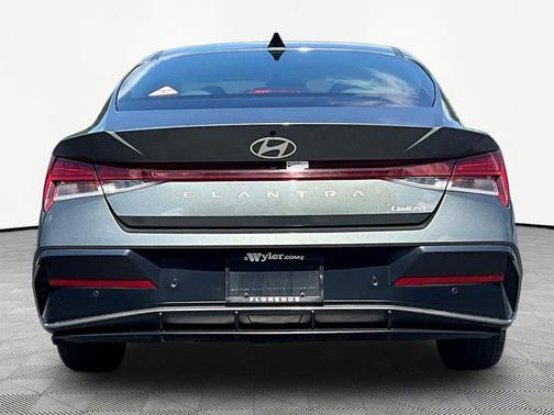 Amazon Gray 2024 Hyundai ELANTRA Limited