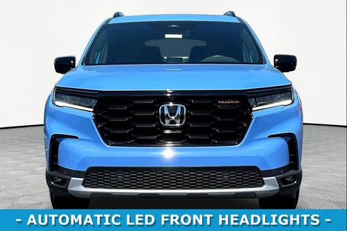 Diffused Sky Pearl 2025 Honda Pilot TrailSport