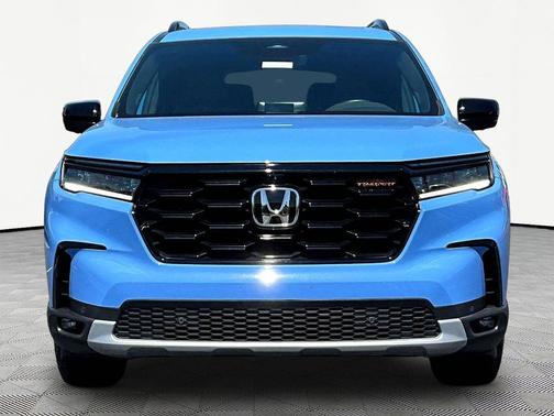 Diffused Sky Pearl 2025 Honda Pilot TrailSport