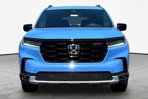 Diffused Sky Pearl 2025 Honda Pilot TrailSport