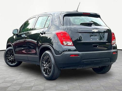 Black Granite Metallic 2016 Chevrolet Trax LS