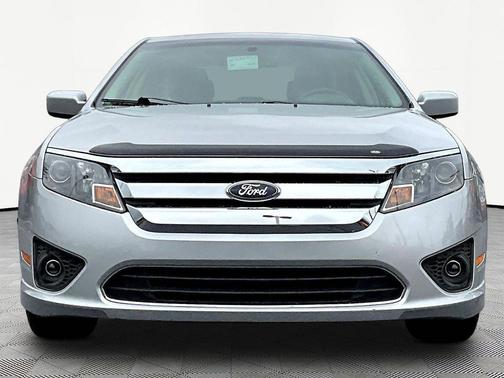 Ingot Silver Metallic 2012 Ford Fusion SE