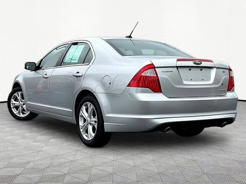 Ingot Silver Metallic 2012 Ford Fusion SE
