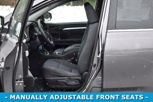 2015 Toyota Highlander LE