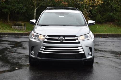 2017 Toyota Highlander LE