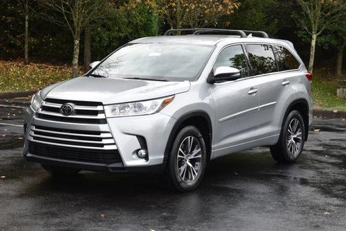 2017 Toyota Highlander LE