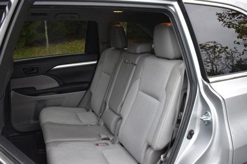 2017 Toyota Highlander LE