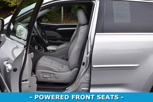 2017 Toyota Highlander LE