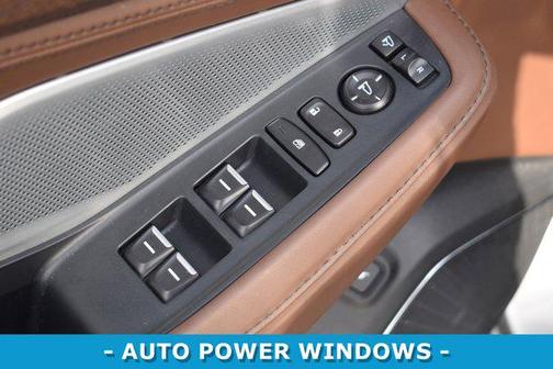 2025 Acura MDX Advance Package