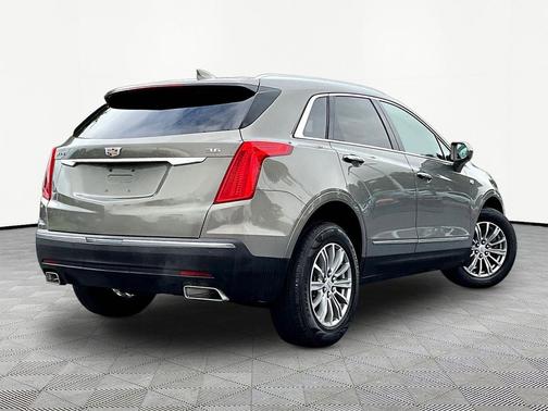 Bronze Dune Metallic 2018 Cadillac XT5 Luxury