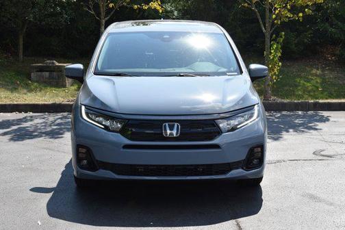 Sonic Gray Pearl 2026 Honda Odyssey Elite