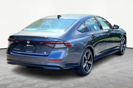 Meteorite Gray Metallic 2026 Honda Accord SE