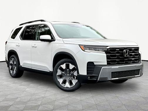 Platinum White Pearl 2026 Honda Pilot Elite
