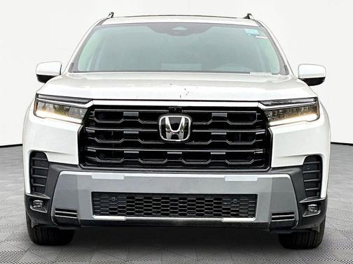Platinum White Pearl 2026 Honda Pilot Elite