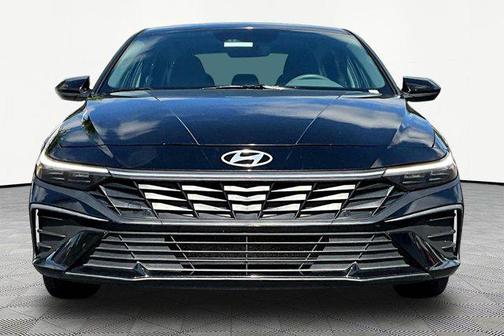Abyss Black 2024 Hyundai ELANTRA SEL