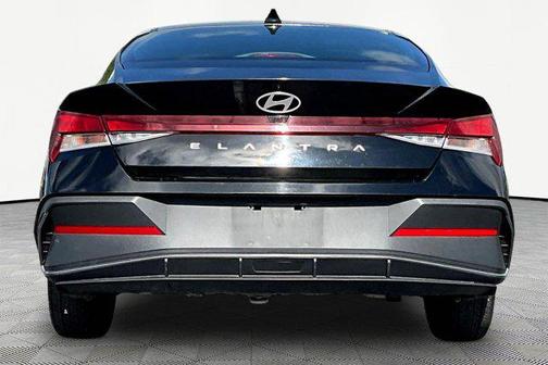 Abyss Black 2024 Hyundai ELANTRA SEL