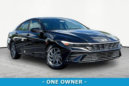 Abyss Black 2024 Hyundai ELANTRA SEL