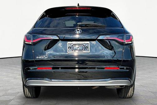 Crystal Black Pearl 2026 Honda HR-V EX-L