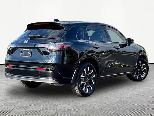 Crystal Black Pearl 2026 Honda HR-V EX-L