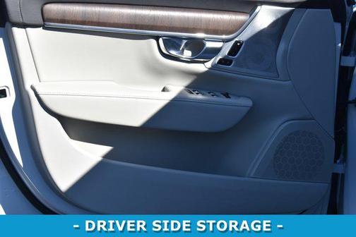 2022 Volvo S90 B6 Inscription