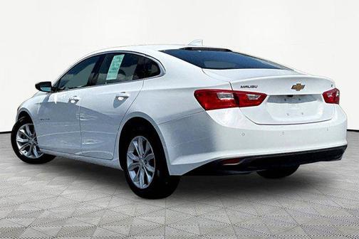 Summit White 2024 Chevrolet Malibu FWD 1LT